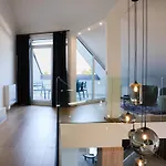 Penthouse Roya *