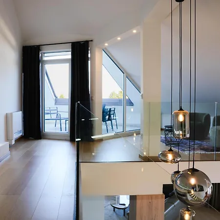 Penthouse Roya *